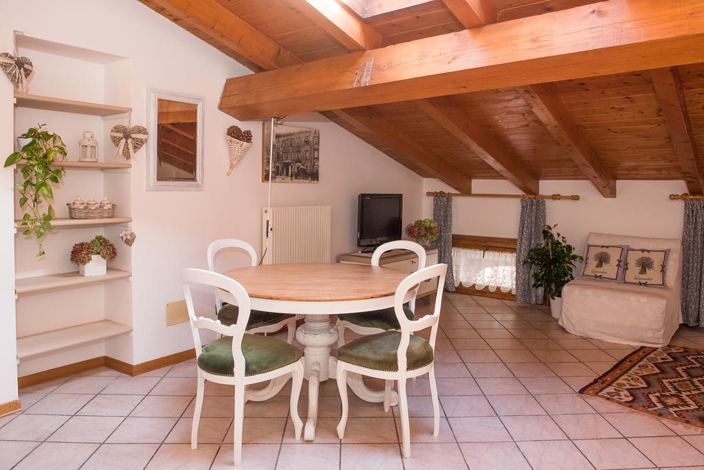 Appartement Residenza Contrada Tedesca à Trente Chambre photo
